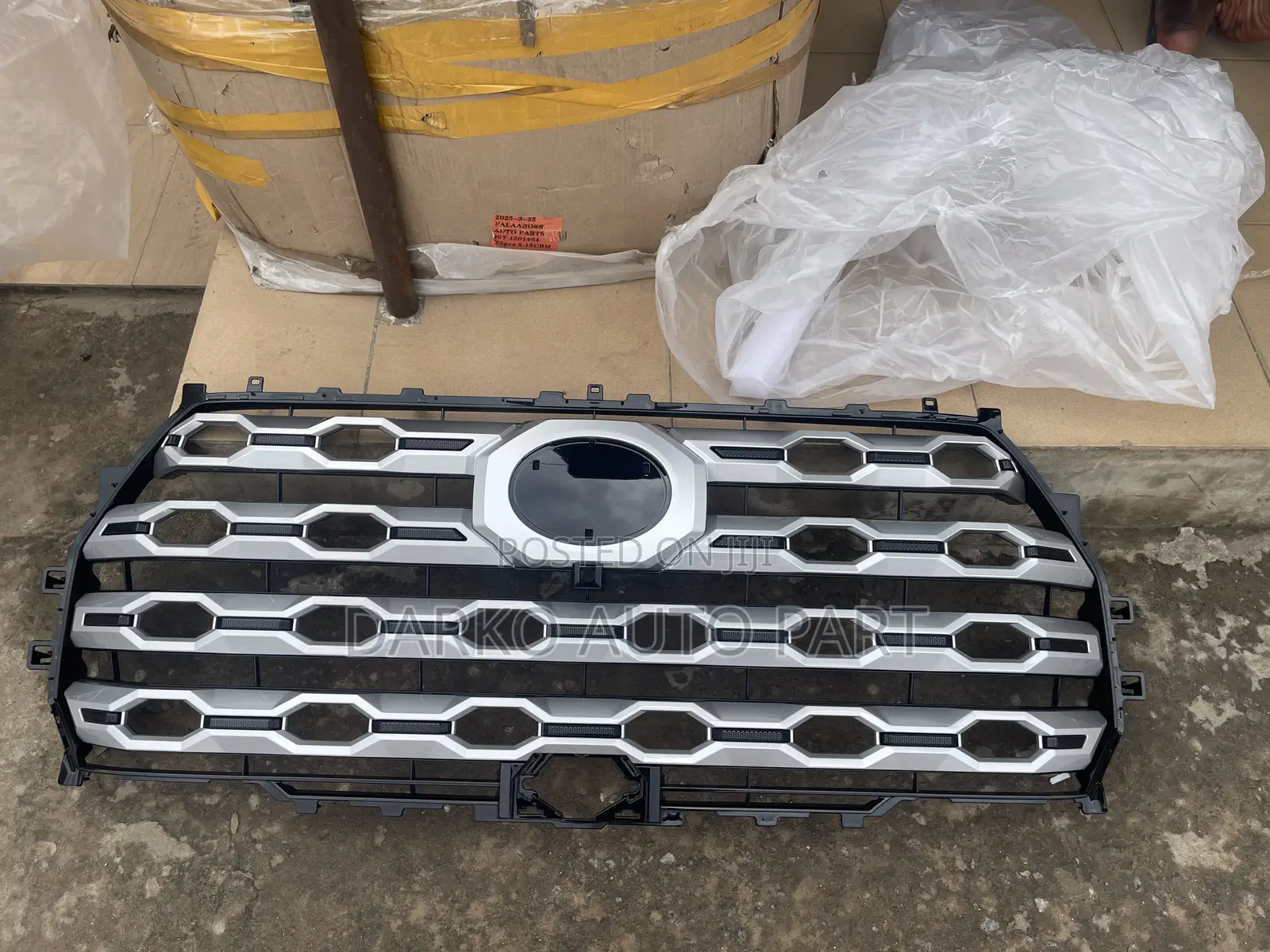 Toyota Tundra 2022-2024 Front Grill Available