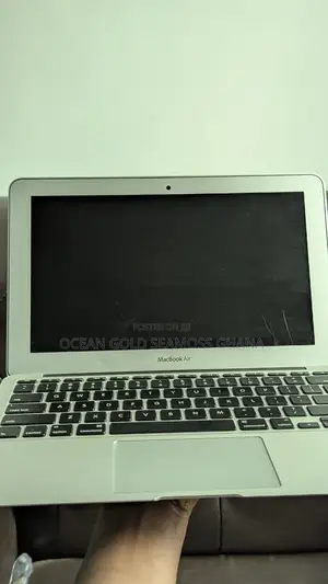 Laptop Apple MacBook Air 4GB Intel Core I5 HDD 256GB