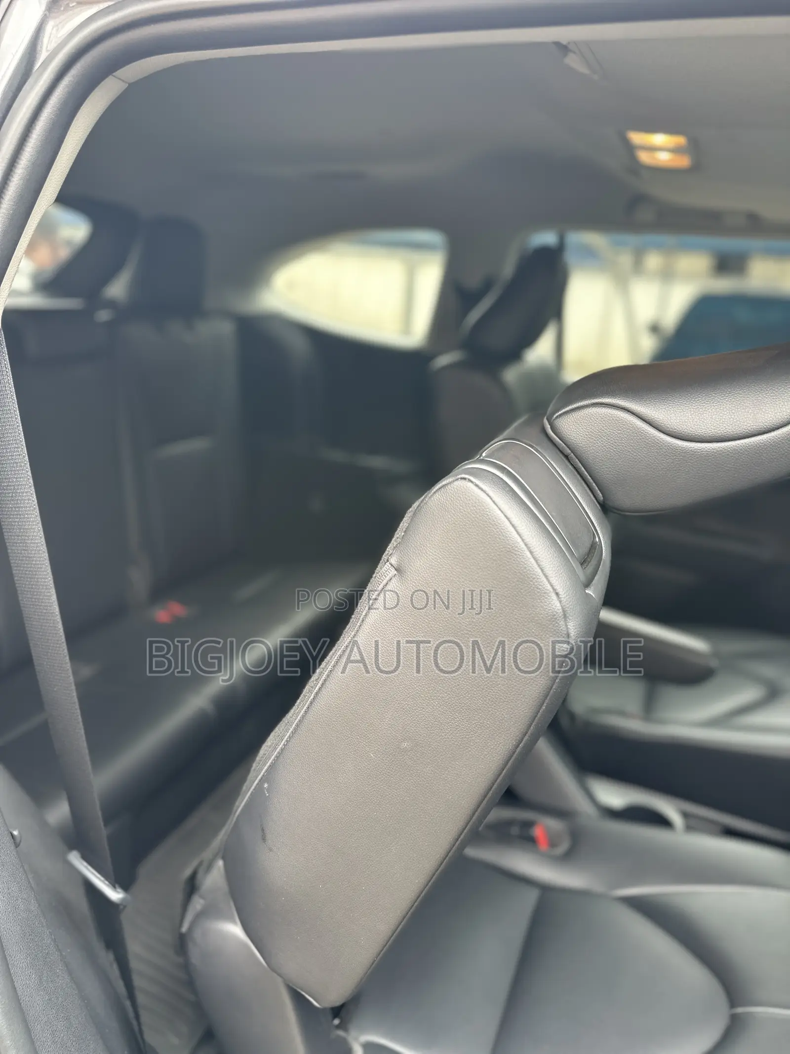 Toyota Highlander XLE 2022 Gray