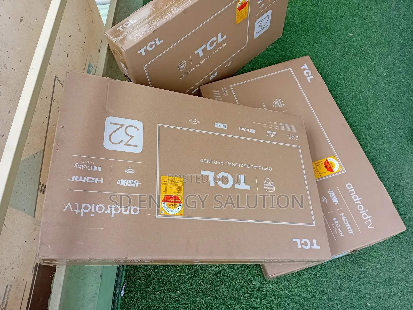Make a Simple Joy With TCL 32inches Smart Blissful Tv
