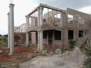 6bdrm House in 6 Bedrooms House For, Kumasi Metropolitan for sale