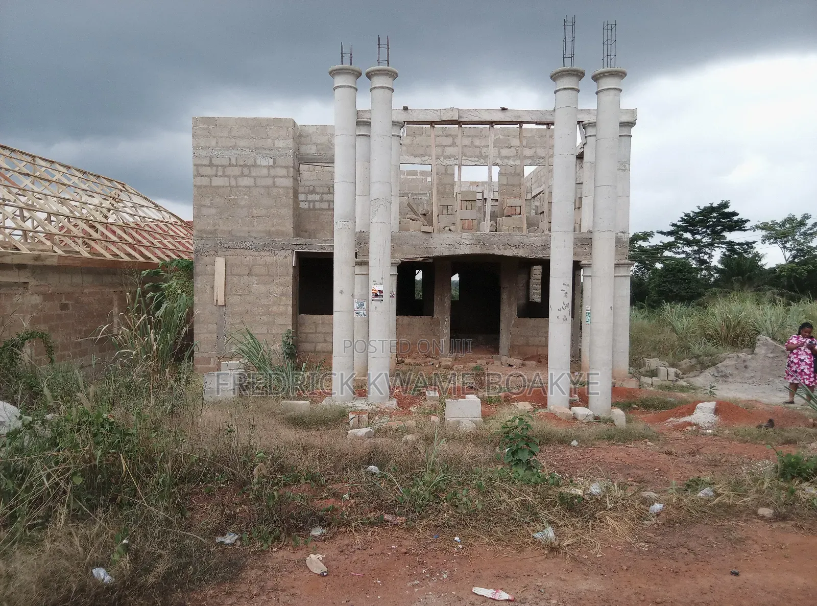 6bdrm House in 6 Bedrooms House For, Kumasi Metropolitan for sale