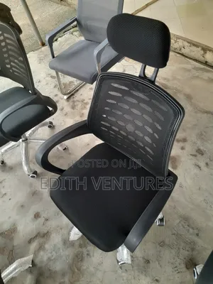 Deanship Swivel Chair