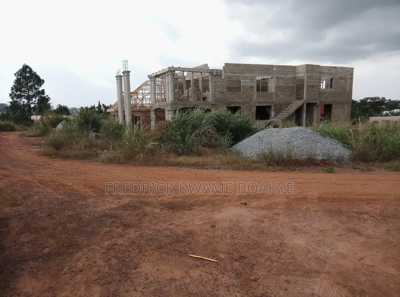6bdrm House in 6 Bedrooms House For, Kumasi Metropolitan for sale