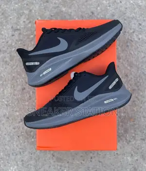 Nike Zoom Guide Runner Available