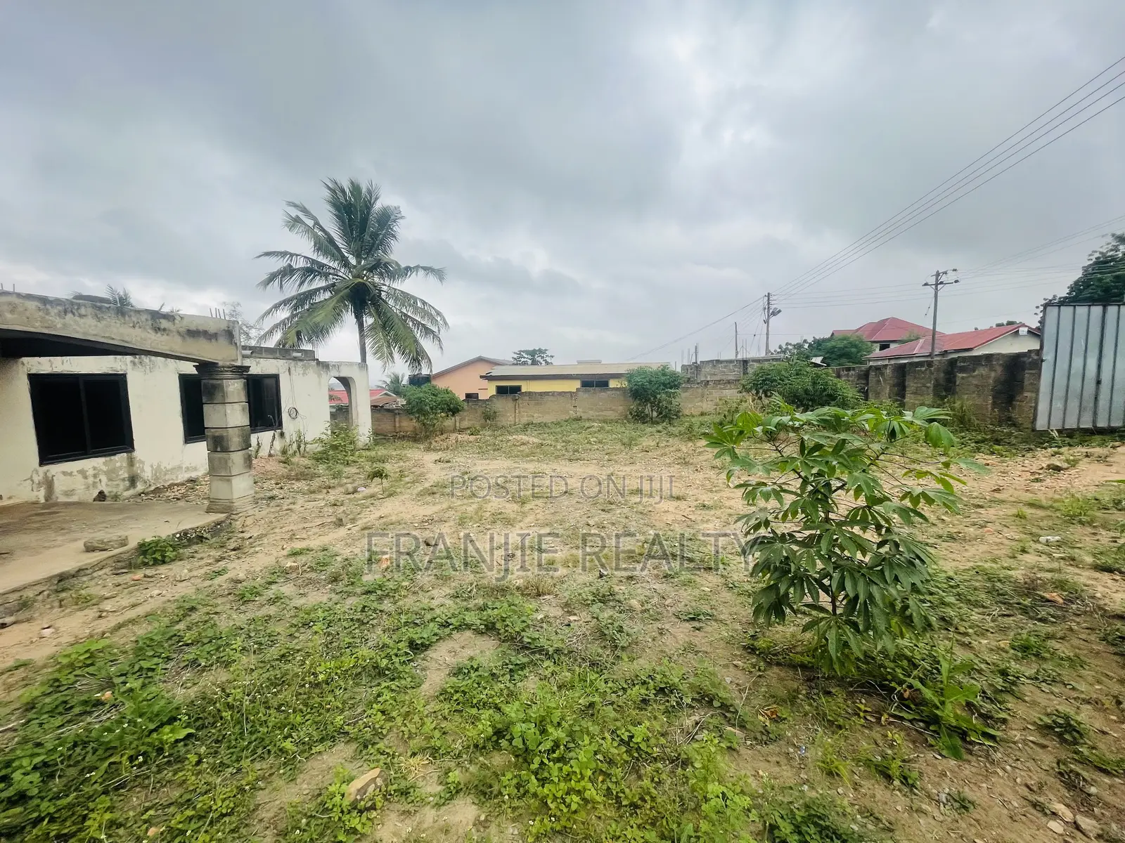 4bdrm House in Franjie Realty, Weija for sale