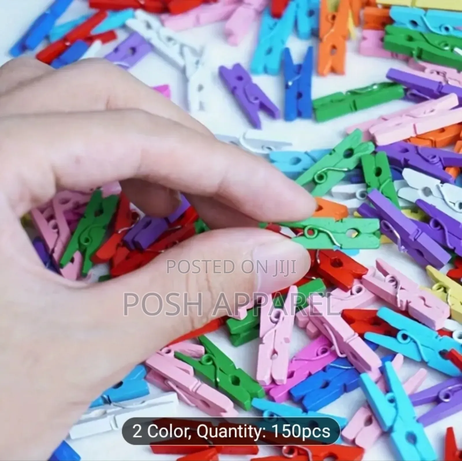 150 Mini Wooden Display Pegs (150 Pieces)