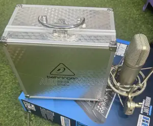 Behringer B-2 Pro Studio Condenser Microphone