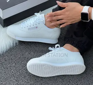 Reebok Princess Unisex Sneaker