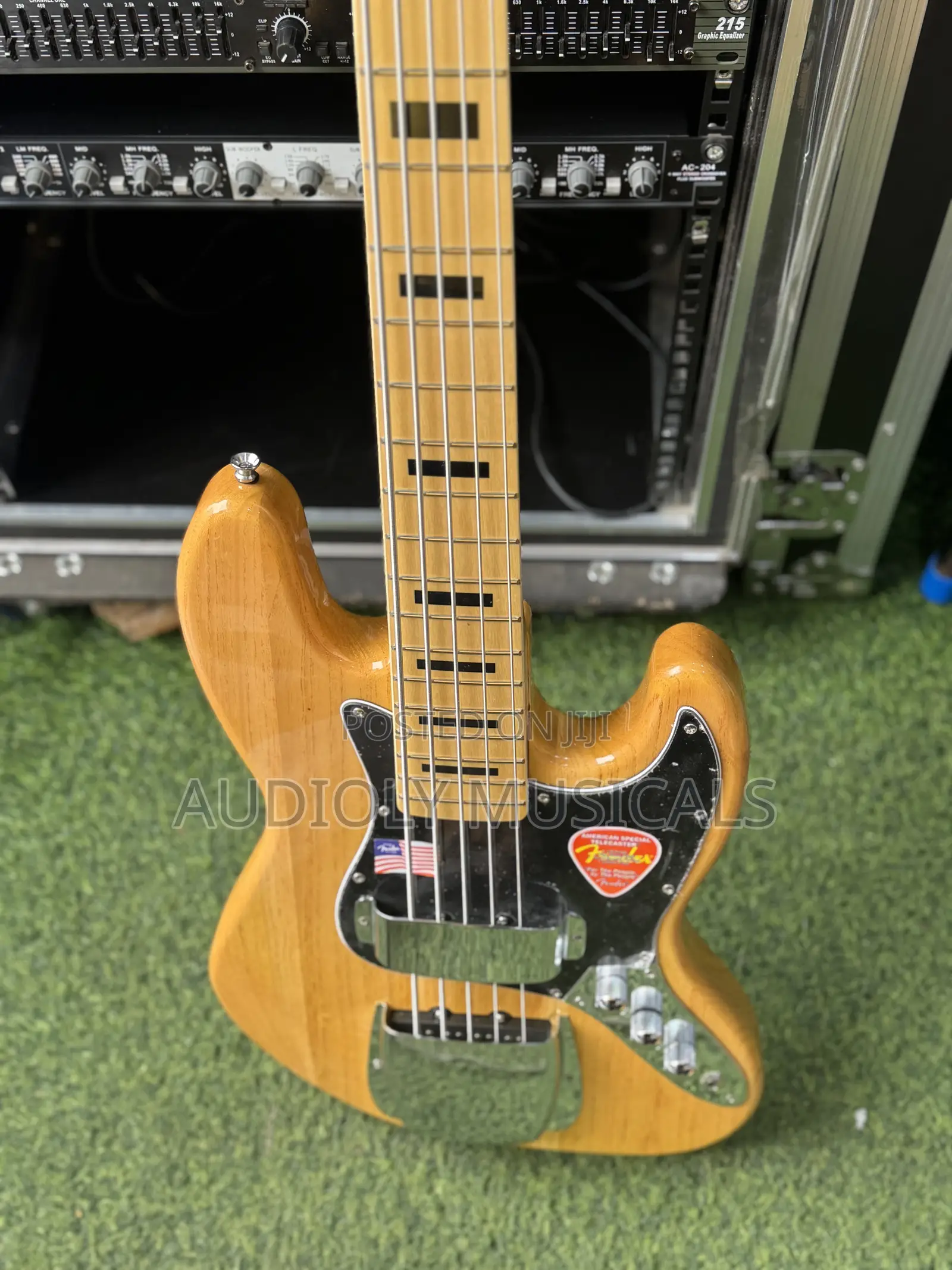 Fender Jazz Passive Bass Guitar Classic