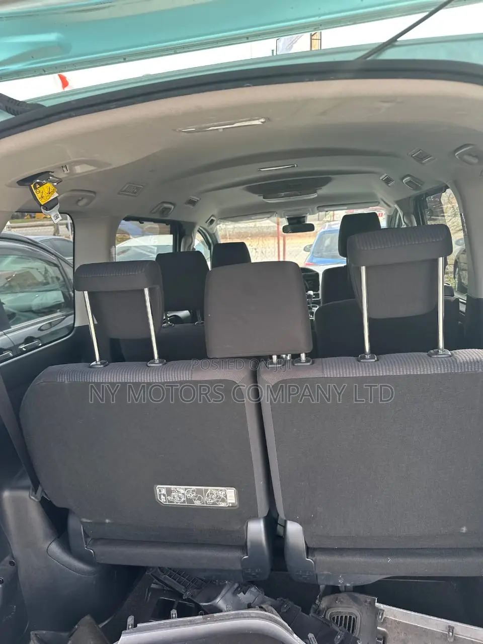 Toyota Voxy 2016 Green