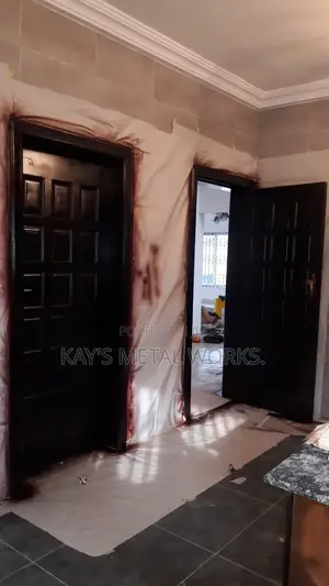 Wood Walnut Spraying.