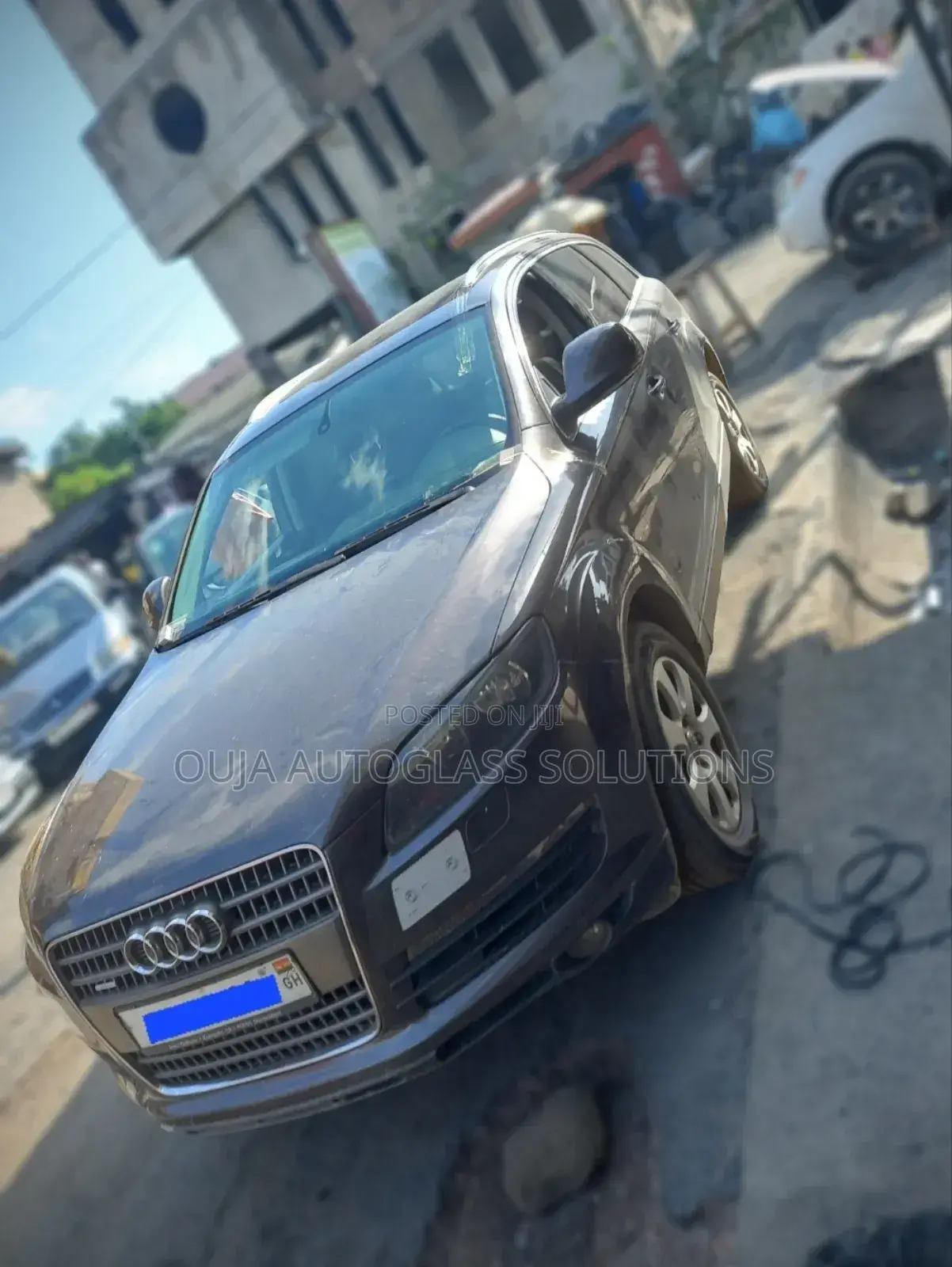 Original Audi Q7 Windscreen Available