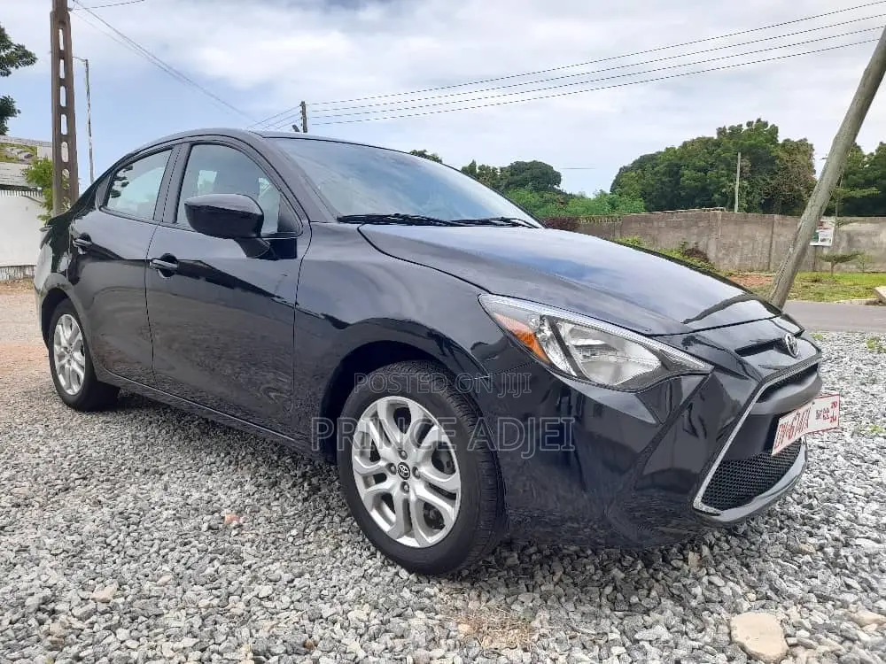 Toyota Yaris iA 1.5 FWD 2017 Black