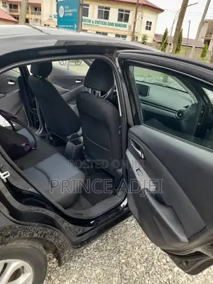 Toyota Yaris iA 1.5 FWD 2017 Black