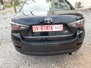 Toyota Yaris iA 1.5 FWD 2017 Black