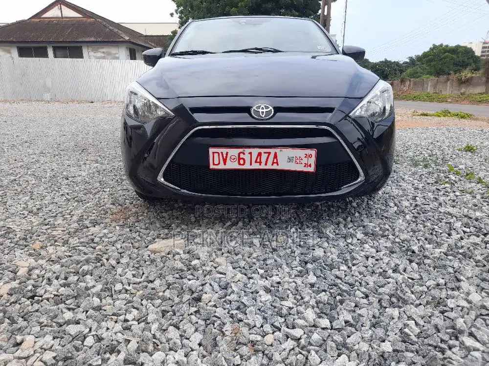 Toyota Yaris iA 1.5 FWD 2017 Black