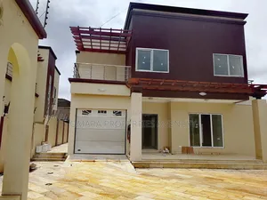 4bdrm House in Estate, Takoradi for sale