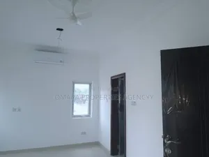 4bdrm House in Estate, Takoradi for sale
