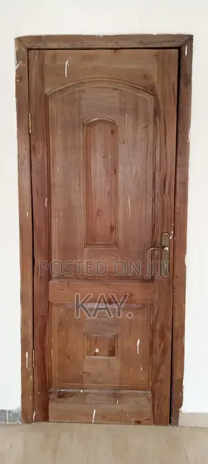 De Wood Woody Doors Spraying