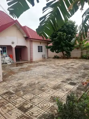 2bdrm House in Oyarifa for sale