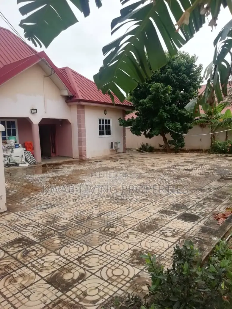 2bdrm House in Oyarifa for sale