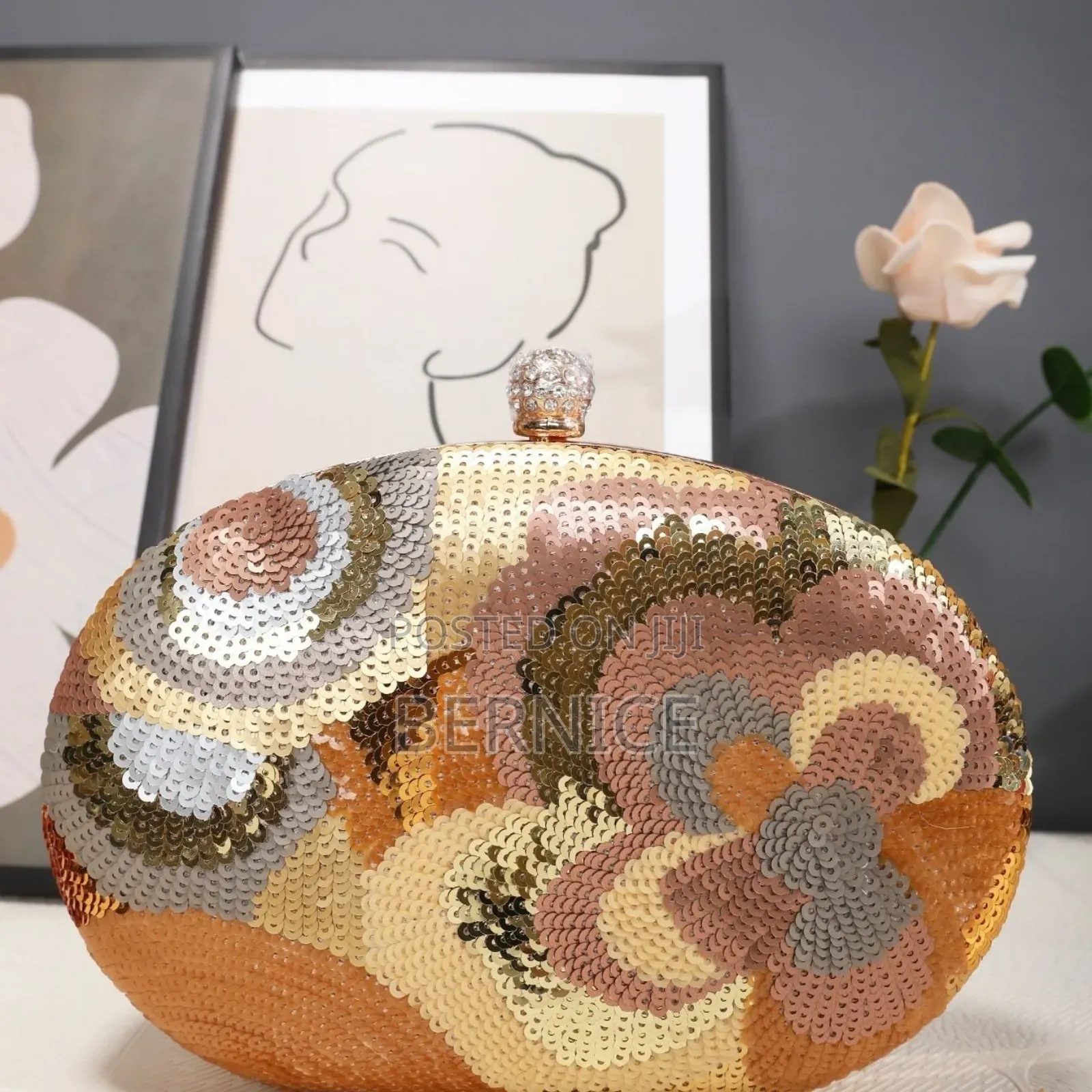 Sequined Floral Clutch