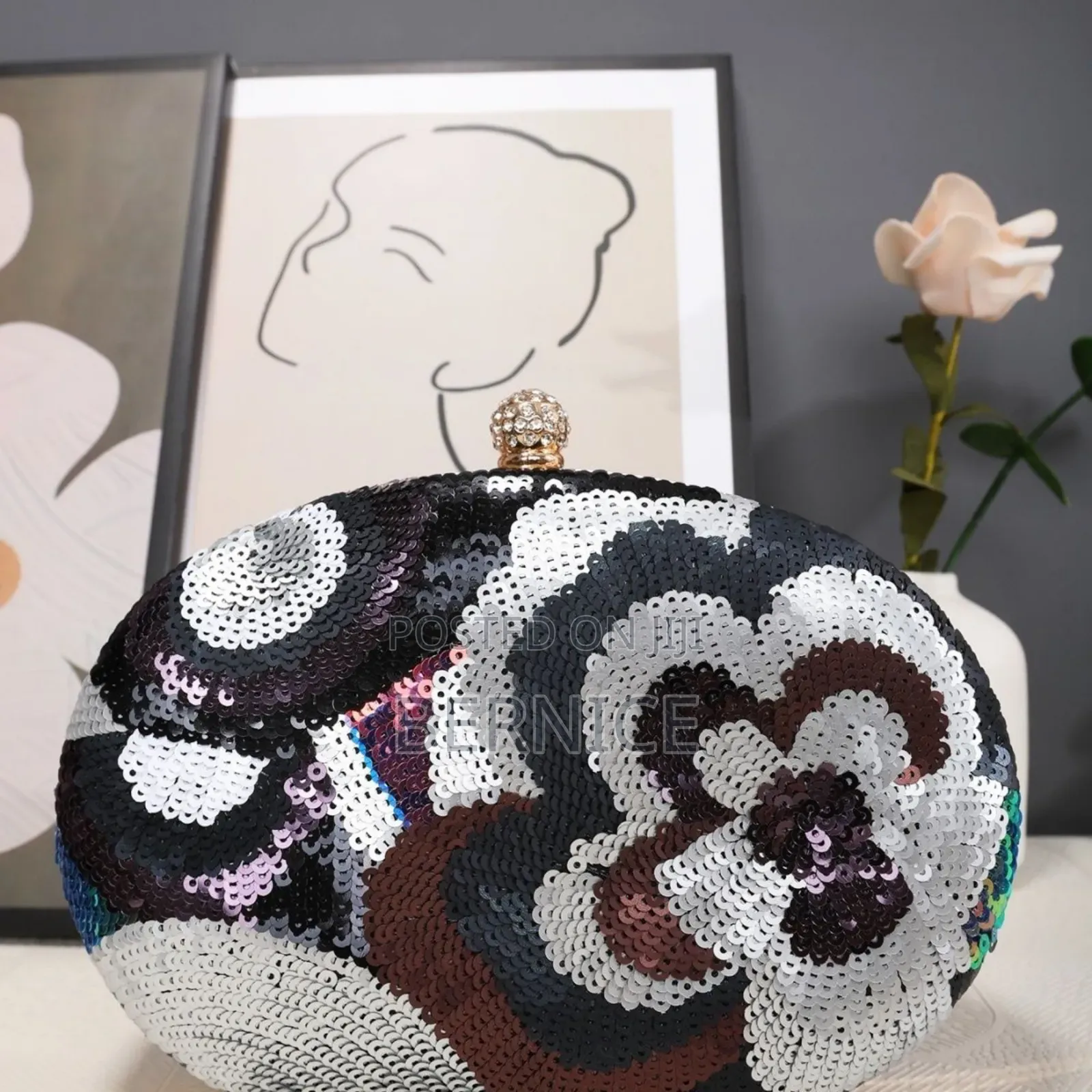 Sequined Floral Clutch