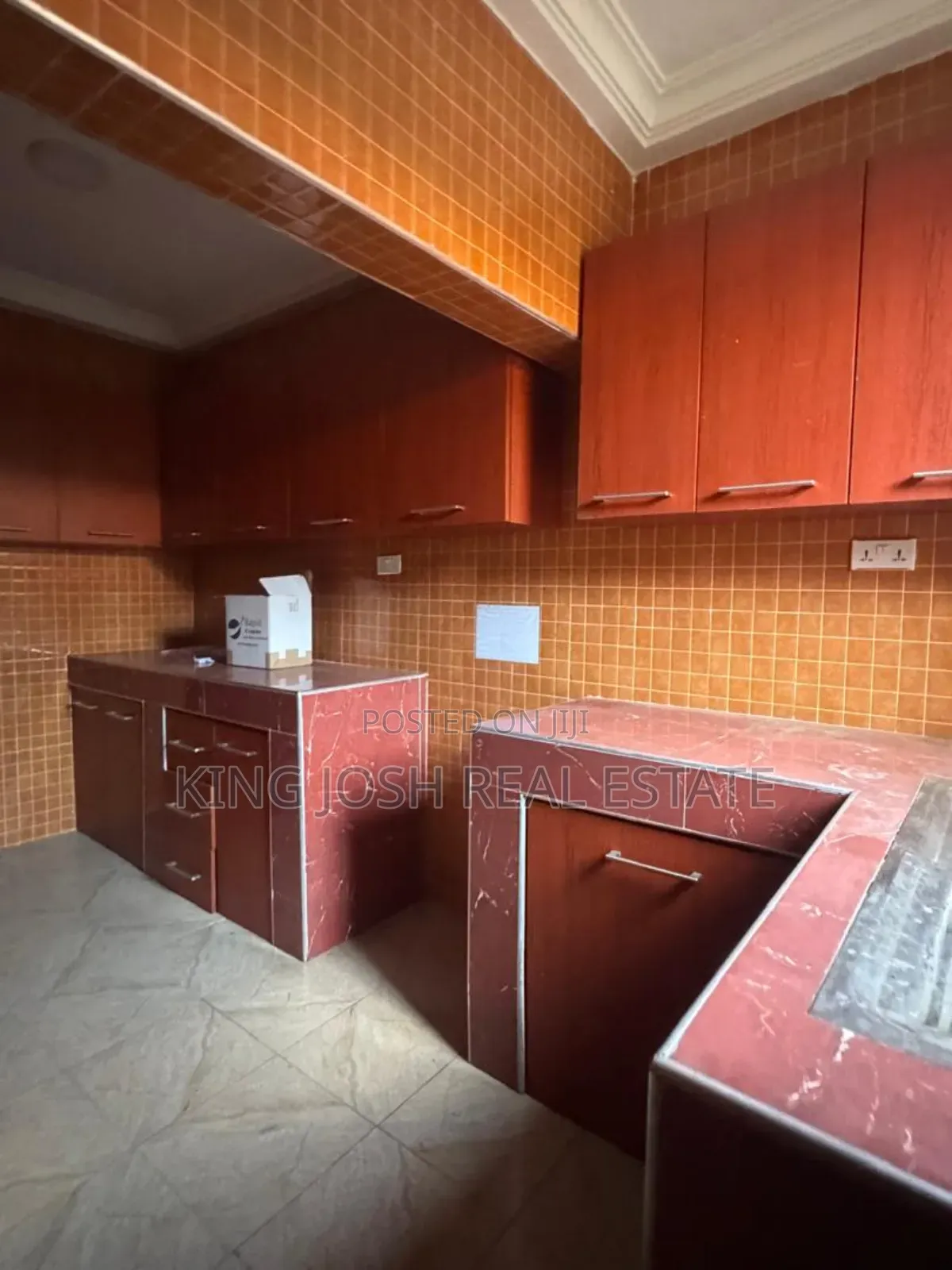 3bdrm Apartment in Lashibi, Klagon, Spintex for rent