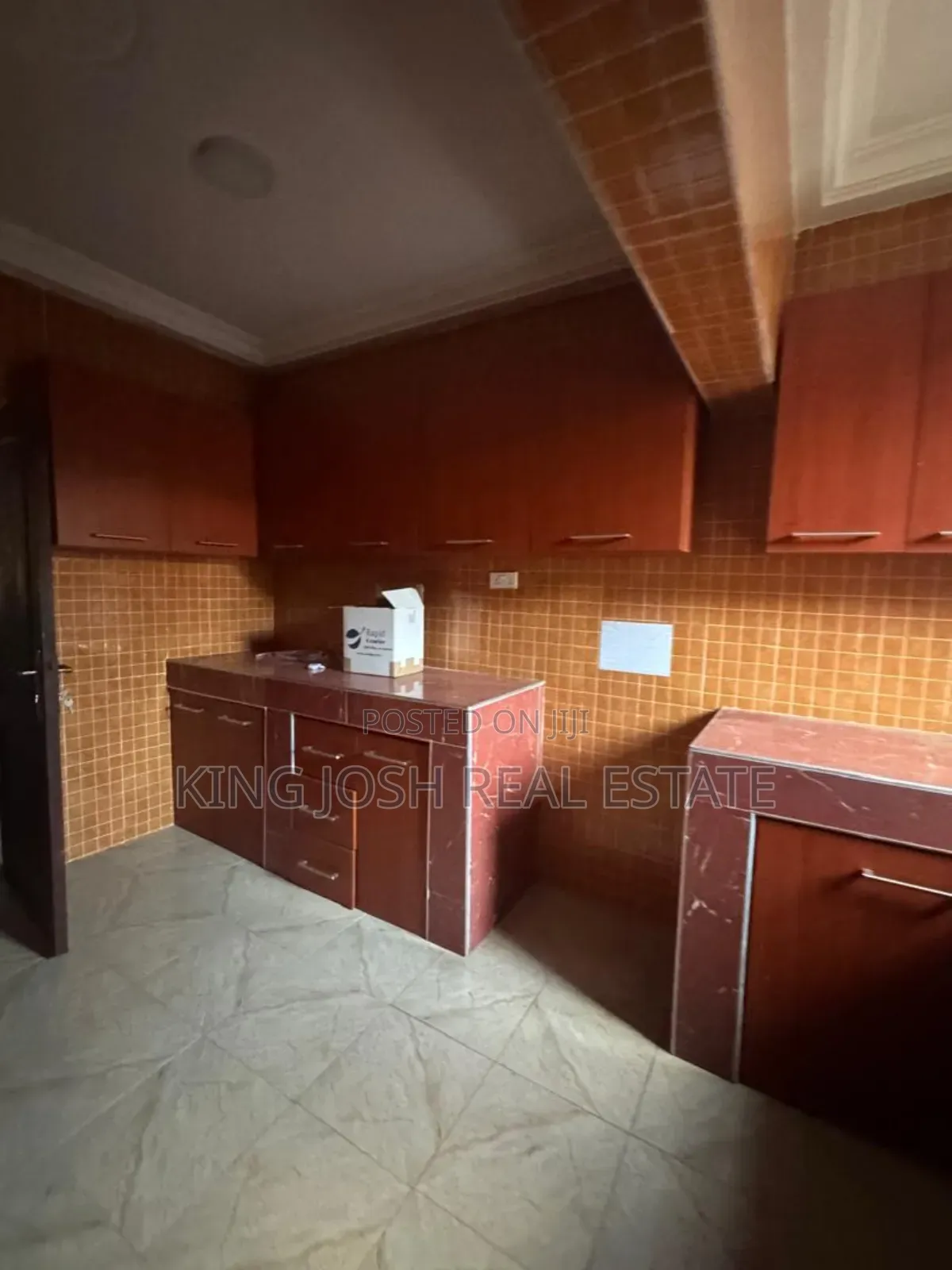 3bdrm Apartment in Lashibi, Klagon, Spintex for rent
