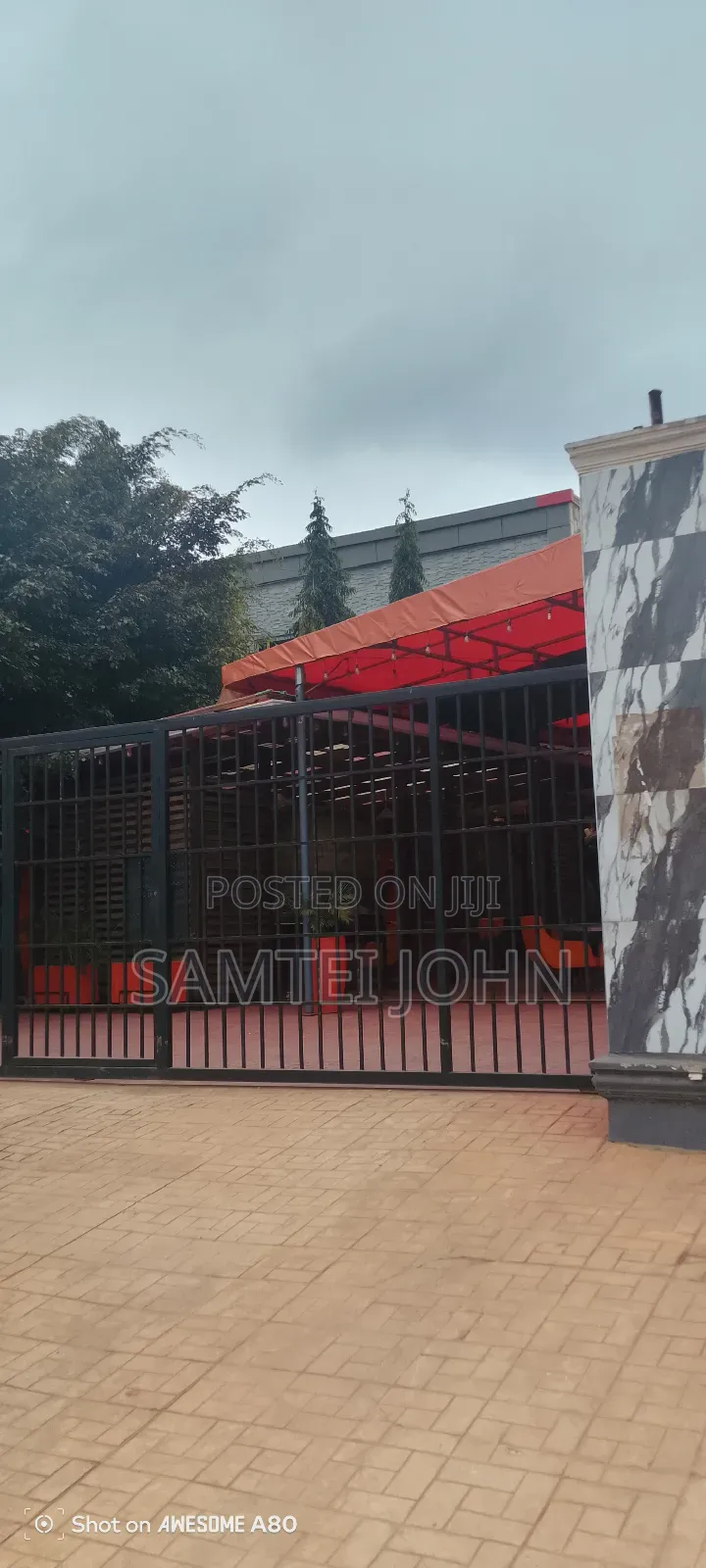 6bdrm Block of Flats in P.O.Box1568 Tema, Adenta for sale