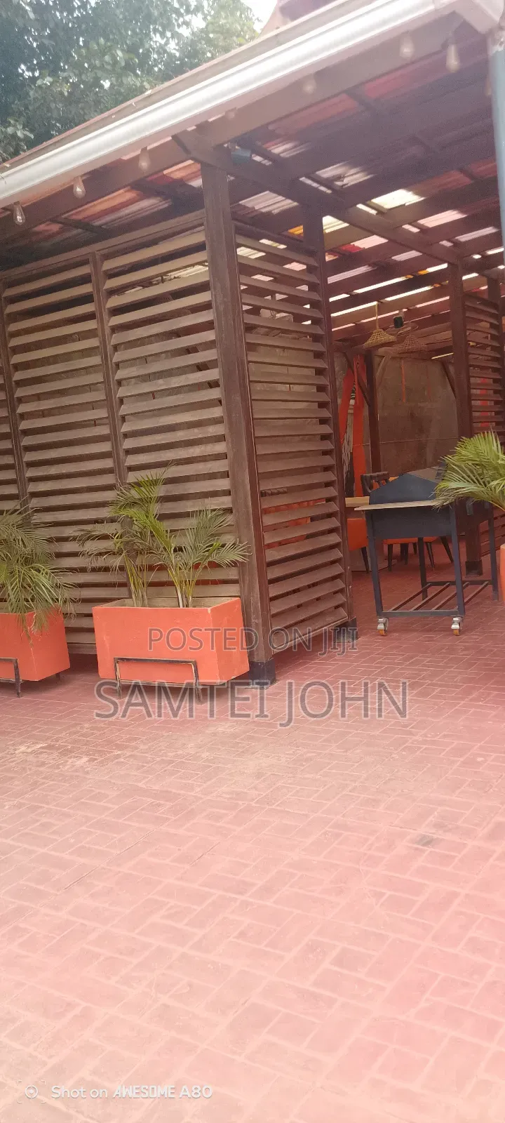 6bdrm Block of Flats in P.O.Box1568 Tema, Adenta for sale