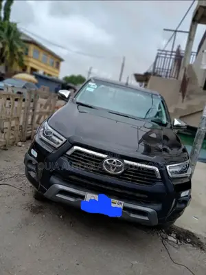 Original 2022 Toyota Hilux Windscreen Available