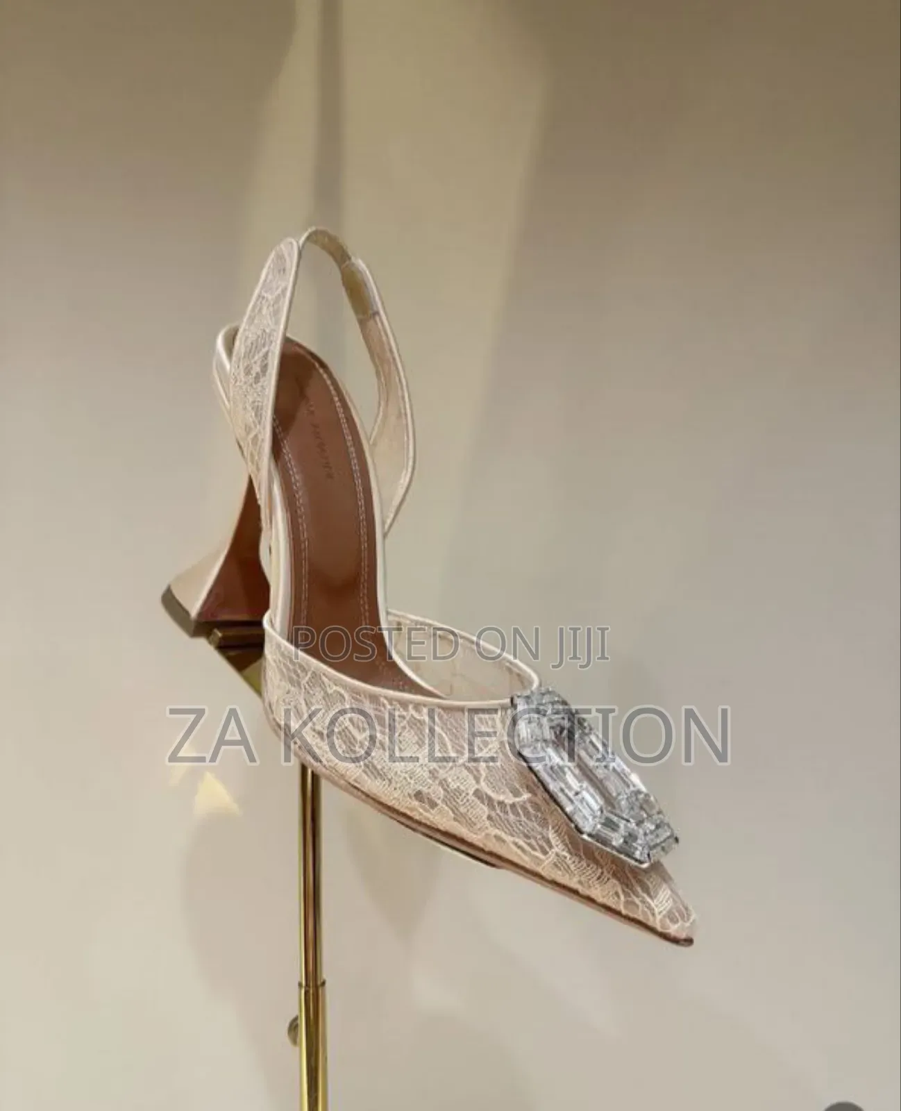 Fashionable Ladies Heel