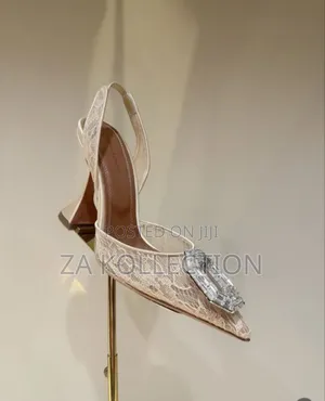 Fashionable Ladies Heel