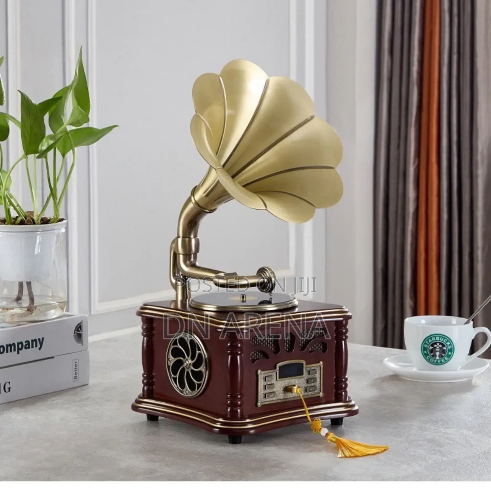 Retro Style Bluetooth Speaker and Decorative