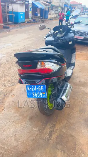Suzuki Burgman 2019 Black