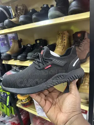 Sneaker Safety Shoes