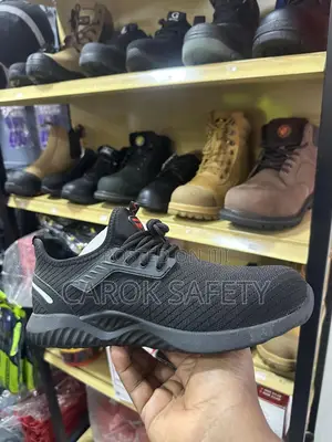 Sneaker Safety Shoes