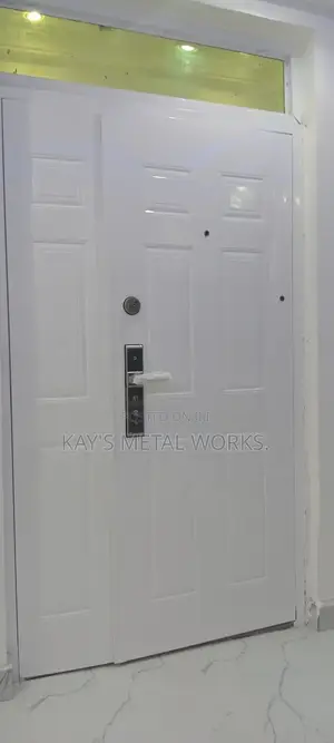 Foreign Metal Doors Spraying