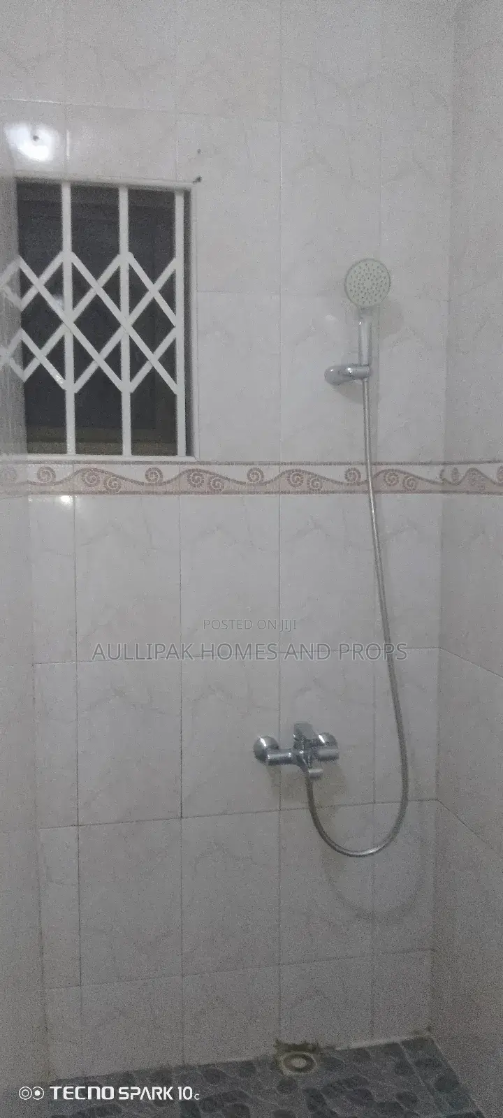 4bdrm House in Kelly Estate for rent