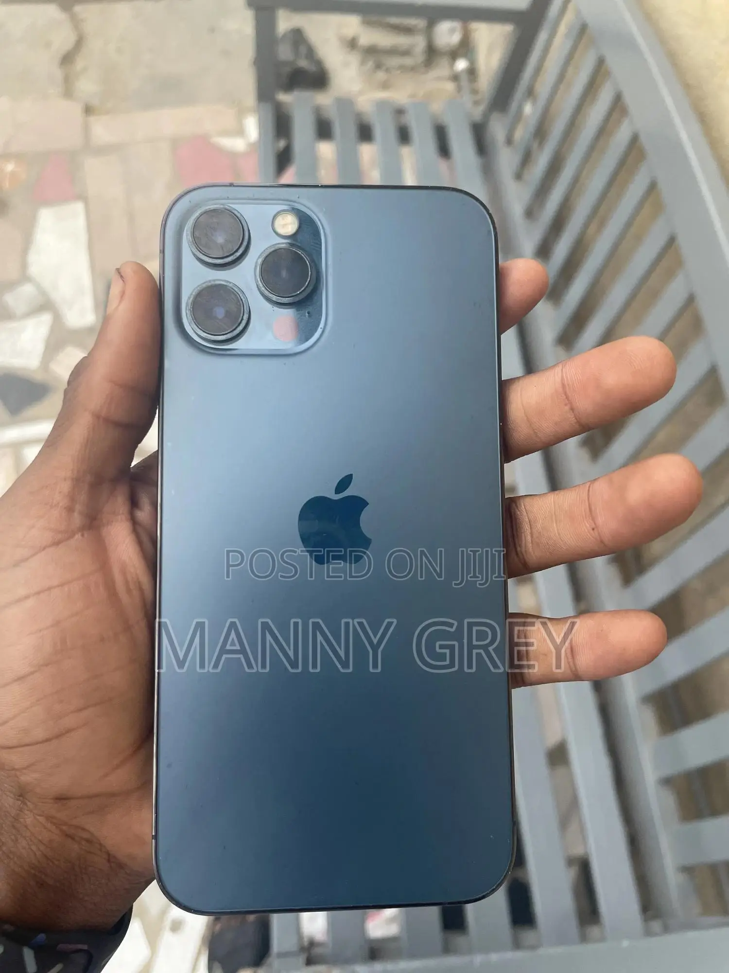 Apple iPhone 12 Pro Max 128 GB Blue in Pokuase Mobile Phones, Manny