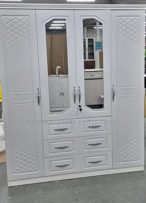 Wardrobe (Wd9974)