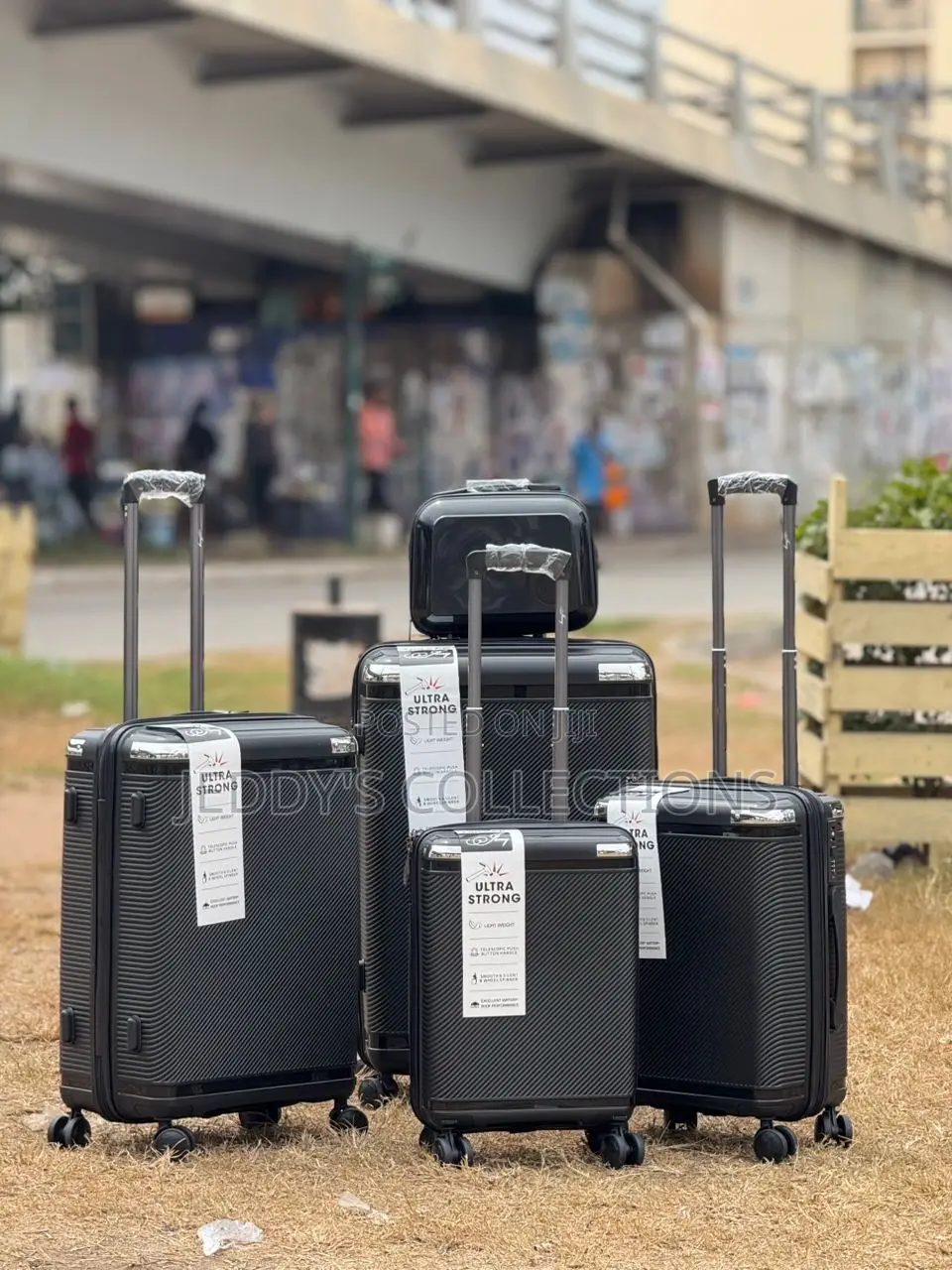 Ultra Strong Anticrack 5in1 Trolling Traveling Luggage With Carry On