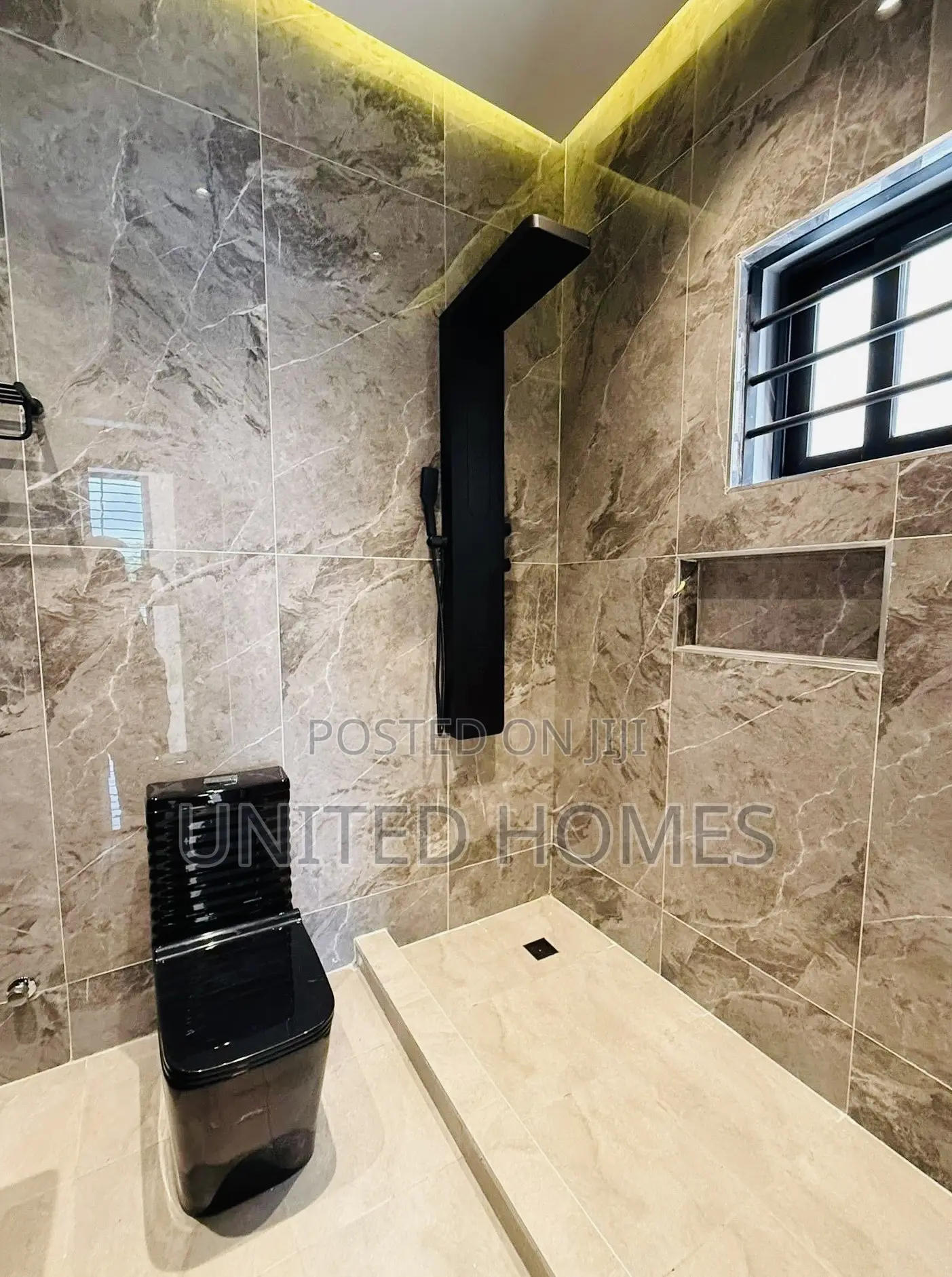3bdrm House in Lake Side Estate for sale