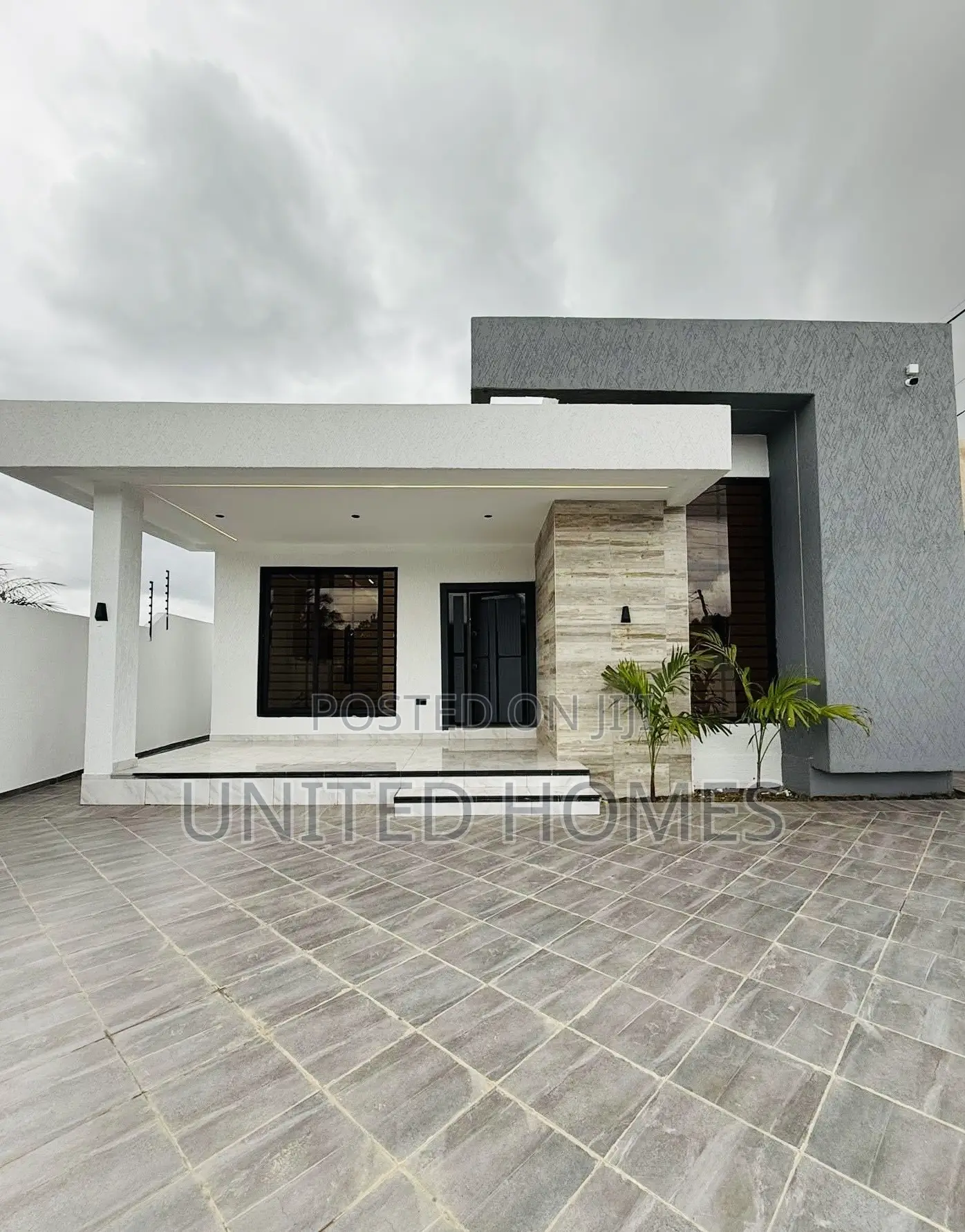 3bdrm House in Lake Side Estate for sale