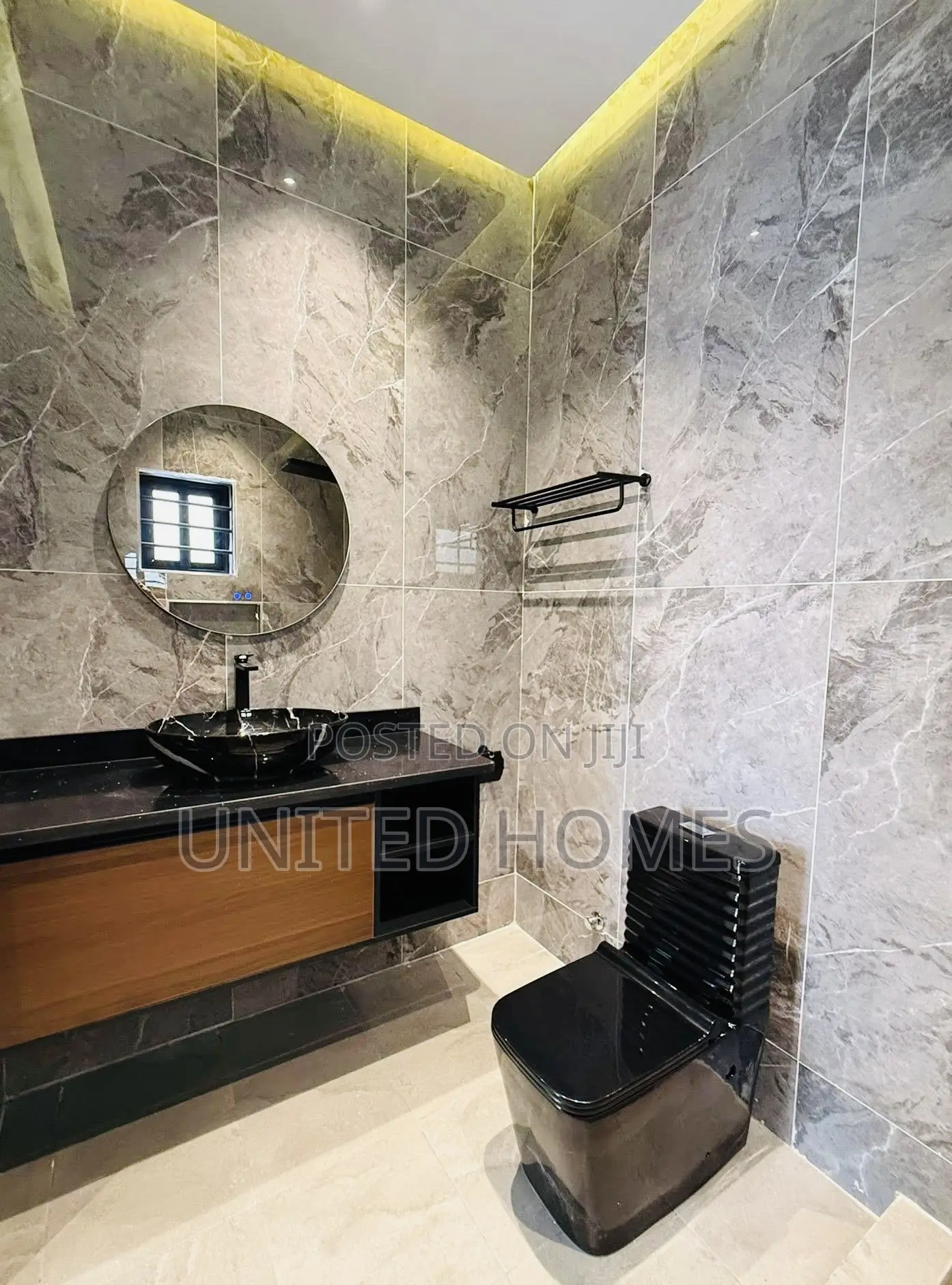 3bdrm House in Lake Side Estate for sale