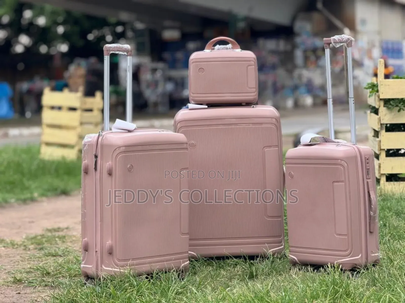 Polypropylene Exterior Design 4in1 Trolling Travelling Luggage