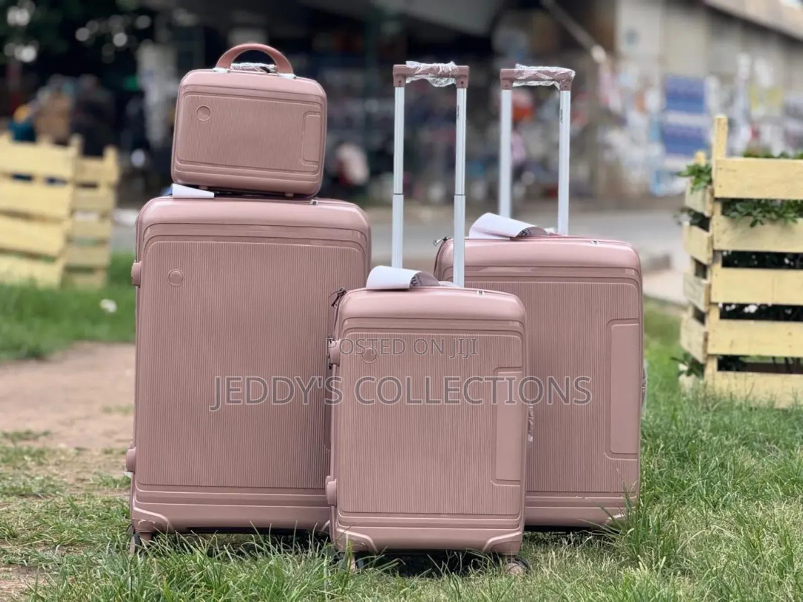 Polypropylene Exterior Design 4in1 Trolling Travelling Luggage