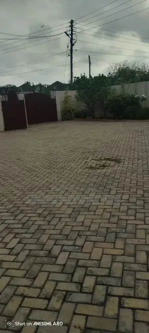 3bdrm Apartment in Sinco Properties, East Legon for rent